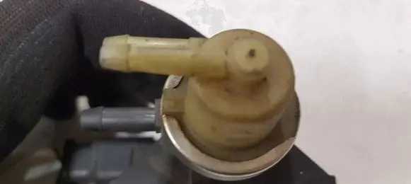 Citroen C5 Turbo solenoid valve 70163300 9661960380