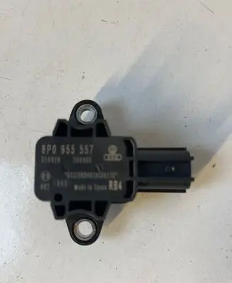 Audi A4 S4 B7 8E 8H Airbag deployment crash/impact sensor 8P0955557 200405 010920