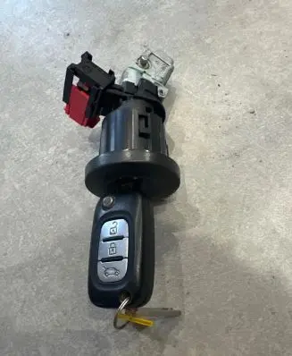 Renault Master III Ignition lock