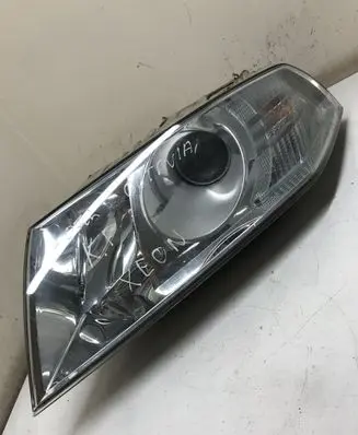 Skoda Octavia Mk2 (1Z) Headlight/headlamp