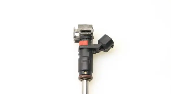 Peugeot 207 Fuel injector 752817680