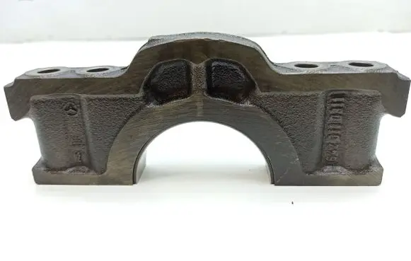 Mercedes-Benz E W211 Crankshaft Holder 6420110311
