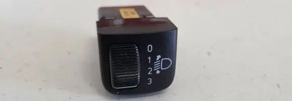 Saab 9-5 Headlight level height control switch 12768421 W621K W671R