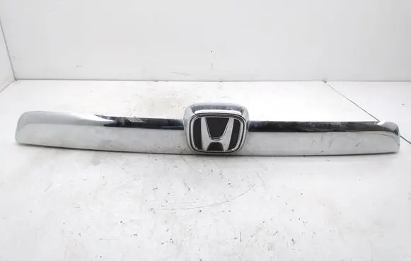 Honda CR-V Trunk door license plate light bar 74890SWWE010 74890SWWE110