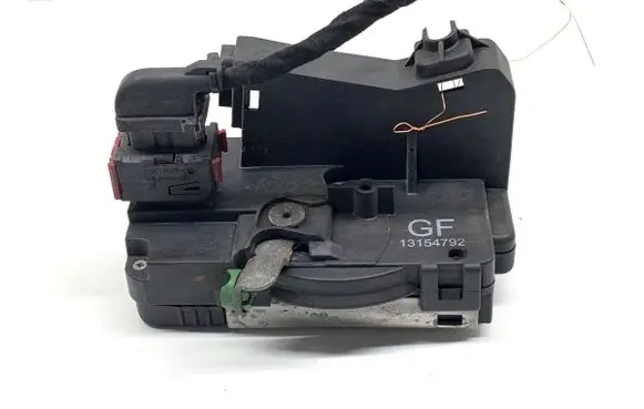 Opel Meriva A Front door lock 13154792