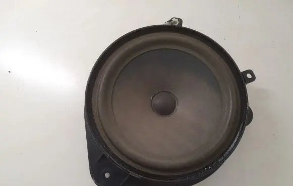 Audi A3 S3 8P Front door speaker 8P0035411