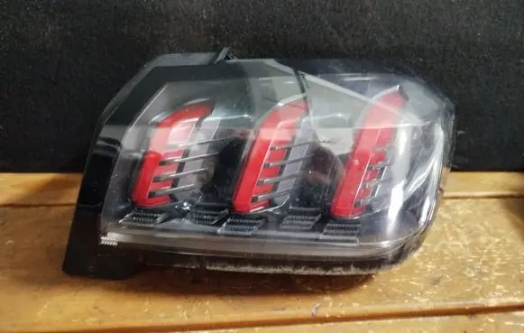 Peugeot 208 Rear/tail lights 9823216680