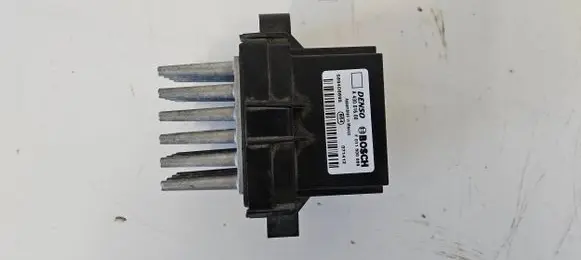 Iveco Daily 5th gen Heater blower motor/fan resistor A43001600 S894D8695 F011500089