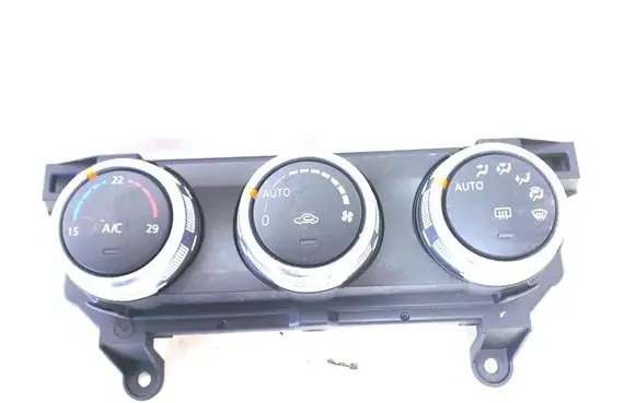 Mazda CX-3 Air conditioner control unit module DH0P61190B