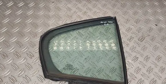 Toyota Avensis T270 Rear vent window glass 6818805060