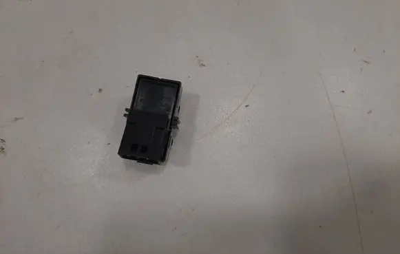 Volvo S60 Central locking switch button 31433409
