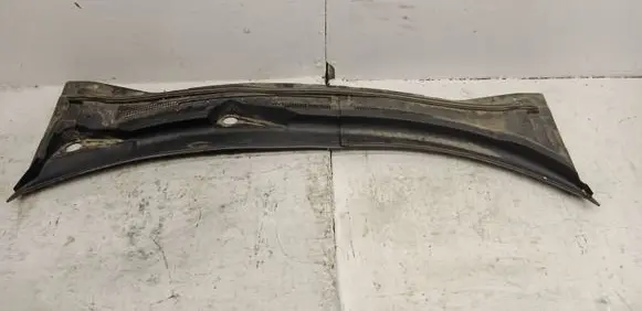 Nissan X-Trail T30 Wiper trim 668638H900