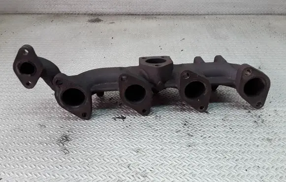KIA Sorento Exhaust manifold