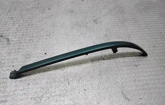 Under headlight/headlamp trim