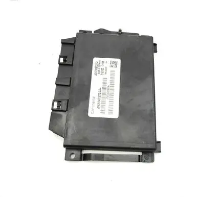 Jeep Wrangler Gearbox control unit/module P68347573AA 68347573AA