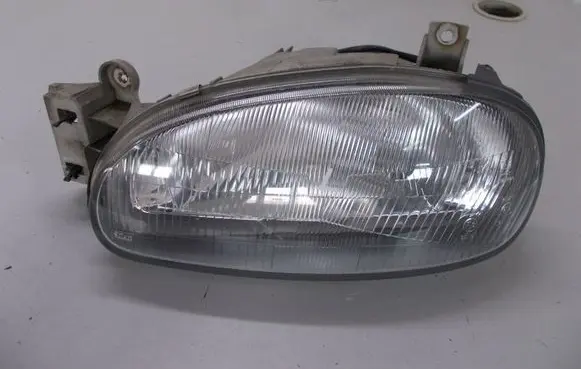 Mazda 121 Headlight/headlamp 