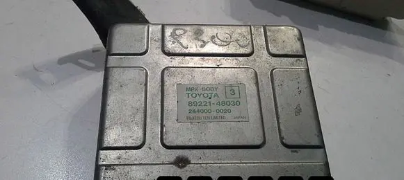 Lexus RX 300 Engine control unit/module 89221-48030
