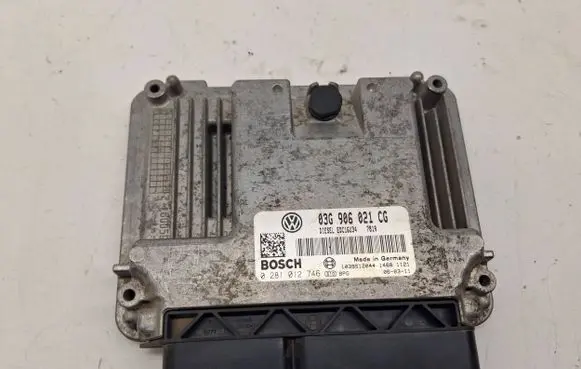 Volkswagen Caddy Engine control unit/module 03G906021CG 1039S12044 0281012746