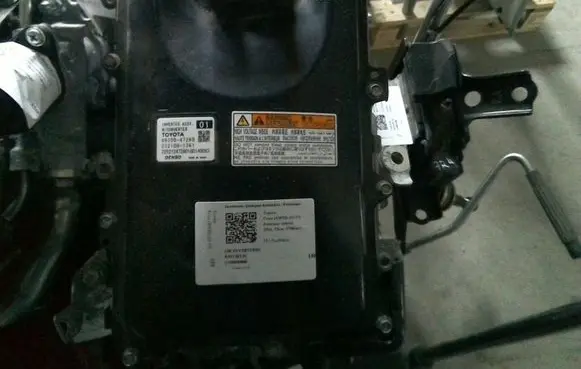 Toyota Prius (XW50) Voltage converter inverter G920049085
