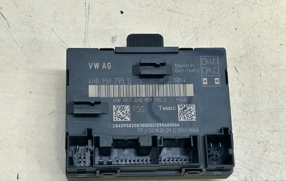Audi A8 S8 D4 4H Door control unit/module 4H0959795D