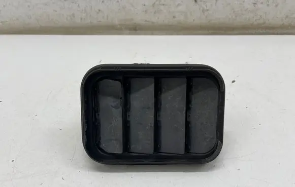 Mercedes-Benz GLA H247 Quarter panel pressure vent A2478301002