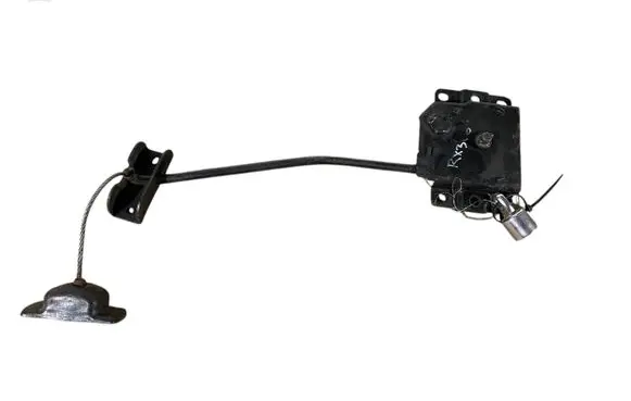 Lexus RX 300 Spare wheel mounting bracket 