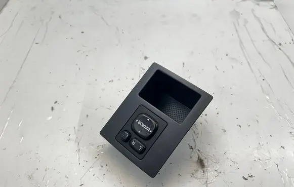 Toyota RAV 4 (XA30) Wing mirror switch 5892542010