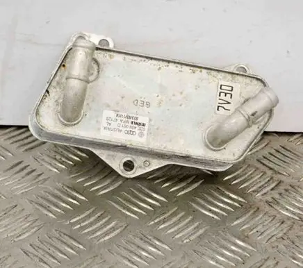 Volkswagen Beetle A5 Engine oil radiator 02E409061D