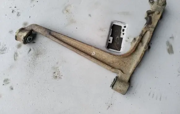 Volkswagen Transporter - Caravelle T4 Front lower control arm/wishbone