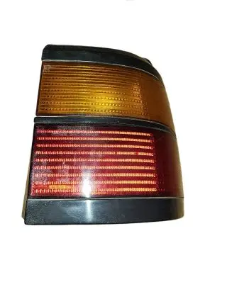 Volkswagen PASSAT B3 Rear/tail lights 333945112