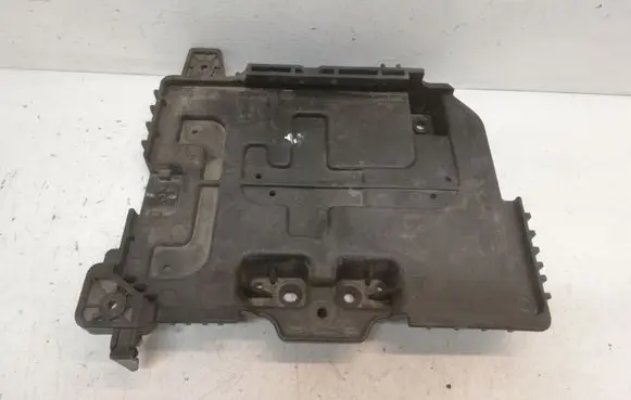 Battery tray