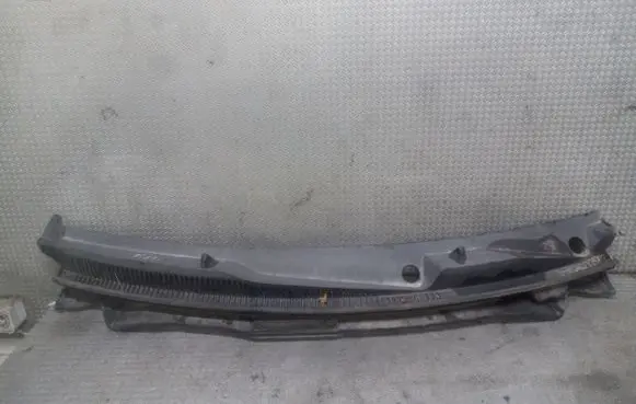 Suzuki Alto Wiper trim