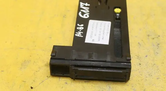 Audi A4 S4 B6 8E 8H Dashboard storage box/compartment 8E1941561B