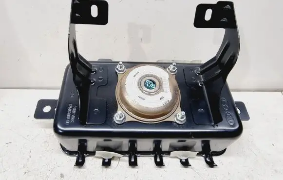 KIA Sportage Passenger airbag 845303U000