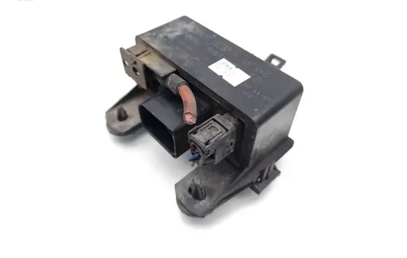 Mercedes-Benz Sprinter W906 Glow plug pre-heat relay