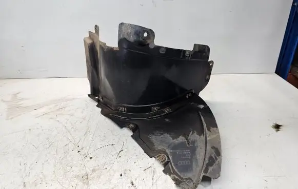 Audi TT Mk1 Front arch 8J0821191AOK