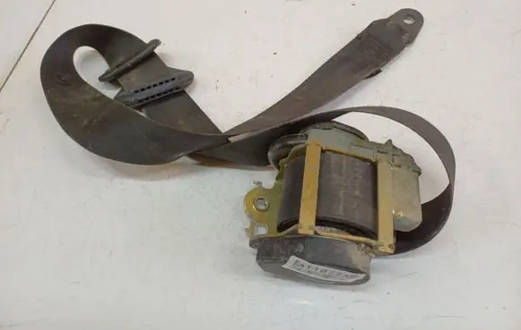 Peugeot 206 Front seatbelt 049023