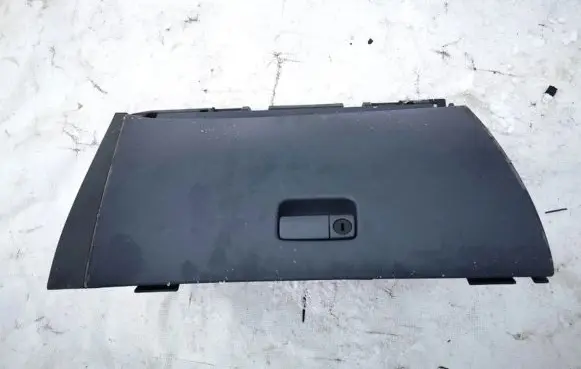 Nissan Primera Glove box 68520av600