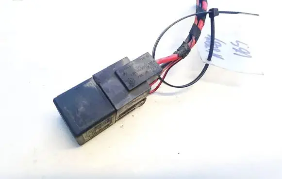 Volkswagen Golf Plus Other relay 3d0951253a v23134-b59-x418