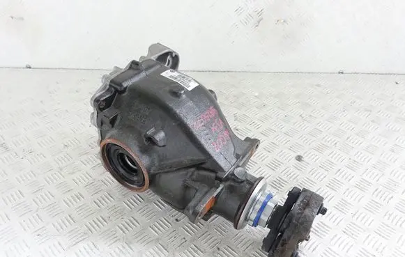 BMW X3 G01 Rear differential 331086550498655049 331086550488655048
