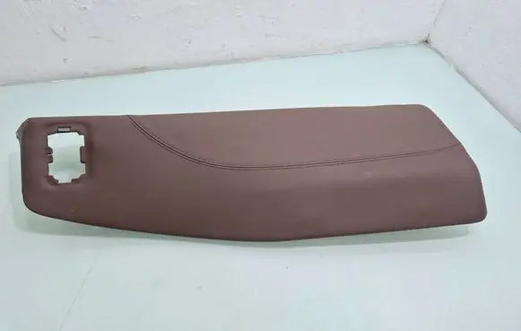 Alfa Romeo Stelvio Rear seat side bottom trim 156135892