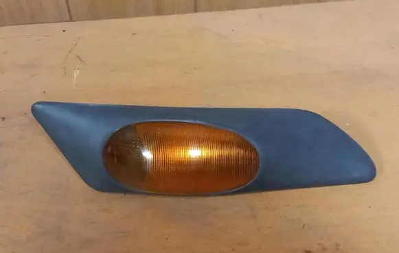 Iveco Daily 4th gen Front indicator light 500322577