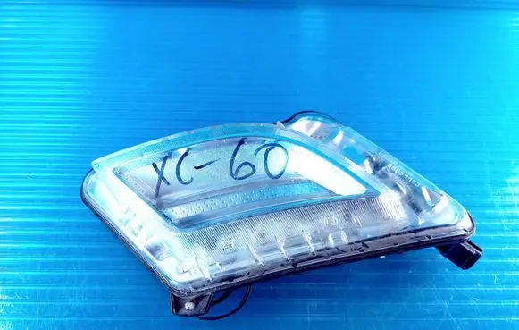 Volvo XC60 Headlight part 89091133