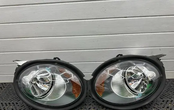 Mini One - Cooper F56 F55 Headlight/headlamp 90046748 7401598 74015980300AS