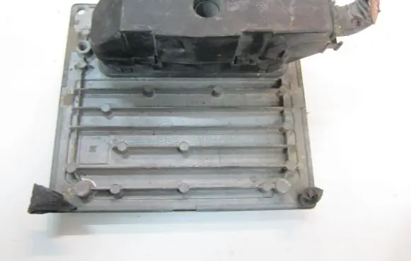 Ford Fiesta Engine control unit/module 6S6112A650MD S120977322D