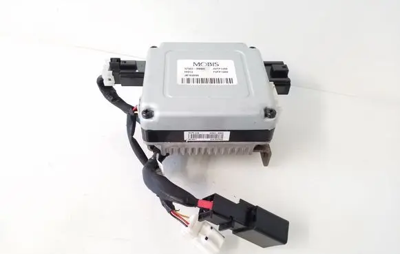Hyundai i40 Power steering control unit/module 3Z56399500 4VFP1208
