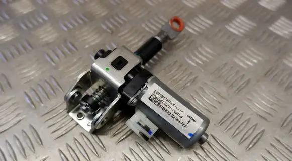 Tesla Model 3 Other control units/modules 104487600A