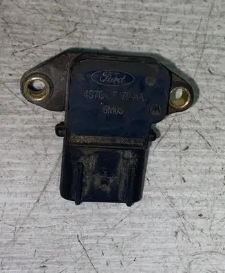 Ford Mondeo Mk III Air pressure sensor 4S7Q9F479AA 6M05