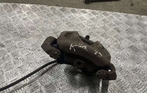 Mercedes-Benz E W212 Front brake caliper