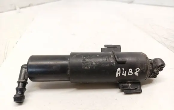 Audi A4 S4 B8 8K Headlight washer spray nozzle 8K0955101 000565 1004845